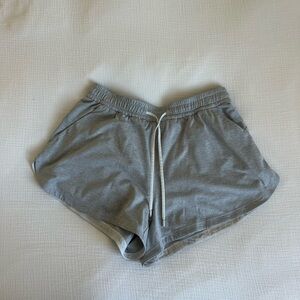 Lululemon Women’s Soft Jersey MR Curved-Hem Short 3" HCUL S